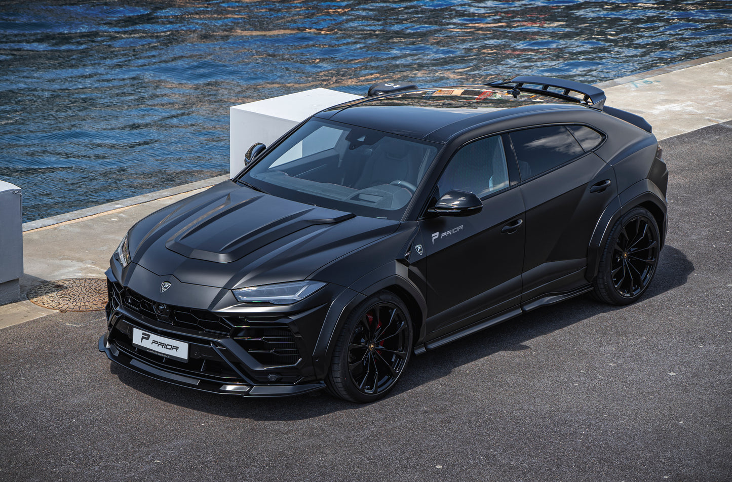 PD700 Front Lip Spoiler for Lamborghini Urus