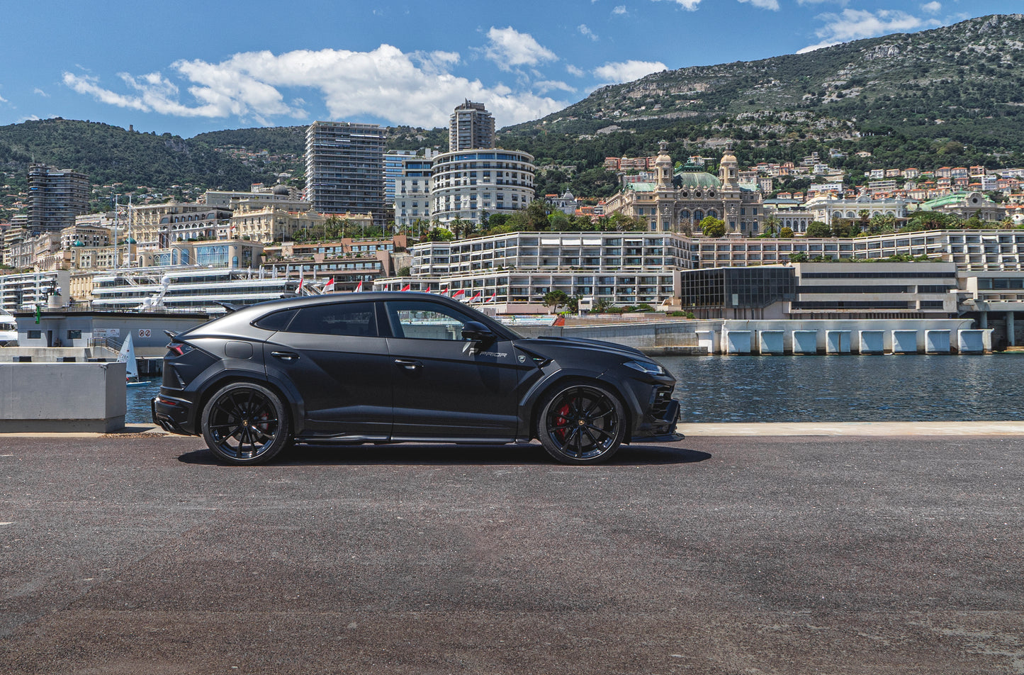 PD700 Front Lip Spoiler for Lamborghini Urus