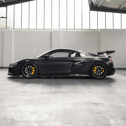 Audi R8 4S Facelift Pre-Preg Carbon Fibre Front Splitter by TRE