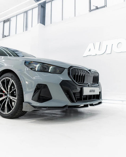 BMW 5 Series G60 G61 M Sport Pre-Preg Carbon Fibre Front Splitter by TRE (2024+)