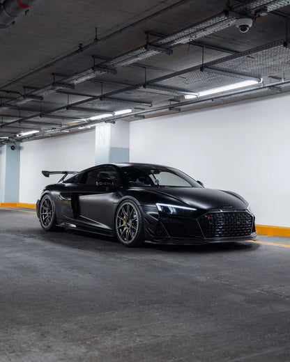 Audi R8 4S Facelift Pre-Preg Carbon Fibre Front Splitter by TRE