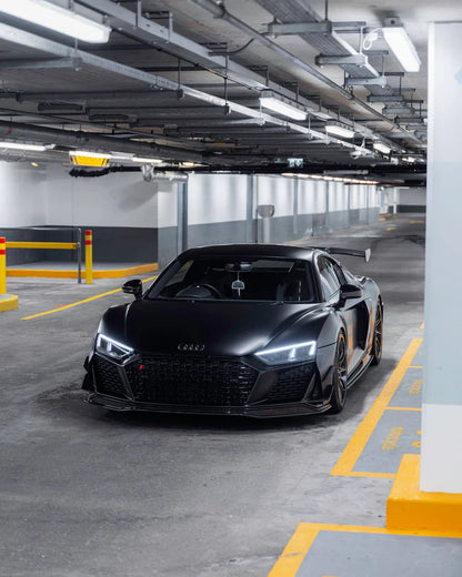 Audi R8 4S Facelift Pre-Preg Carbon Fibre Front Splitter by TRE
