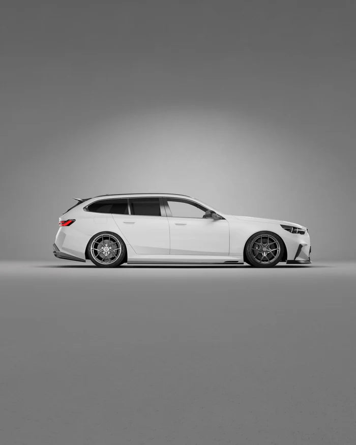 BMW M5 G90 G99 Pre-Preg Carbon Fibre PR-1 Side Skirts by TRE