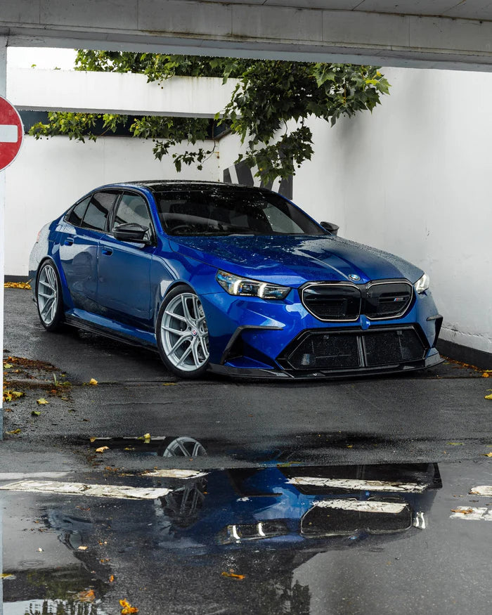 BMW M5 G90 G99 Pre-Preg Carbon Fibre PR-1 Side Skirts by TRE