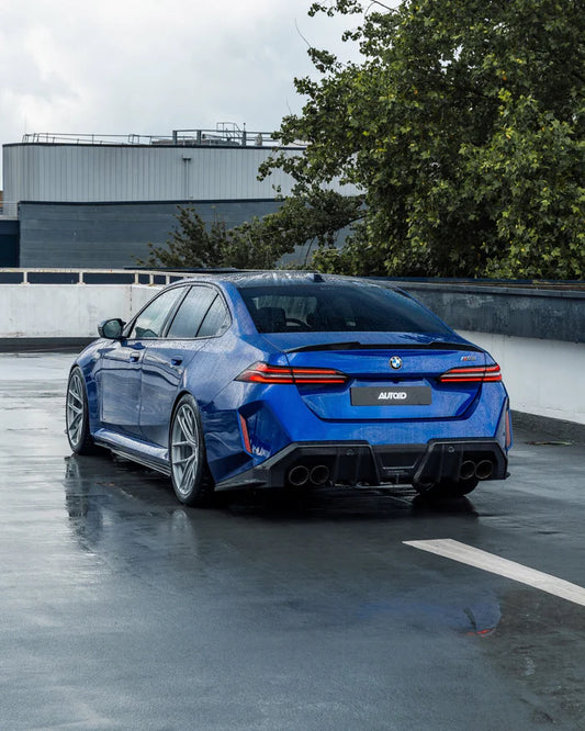 BMW M5 G90 G99 Pre-Preg Carbon Fibre PR-1 Side Skirts by TRE