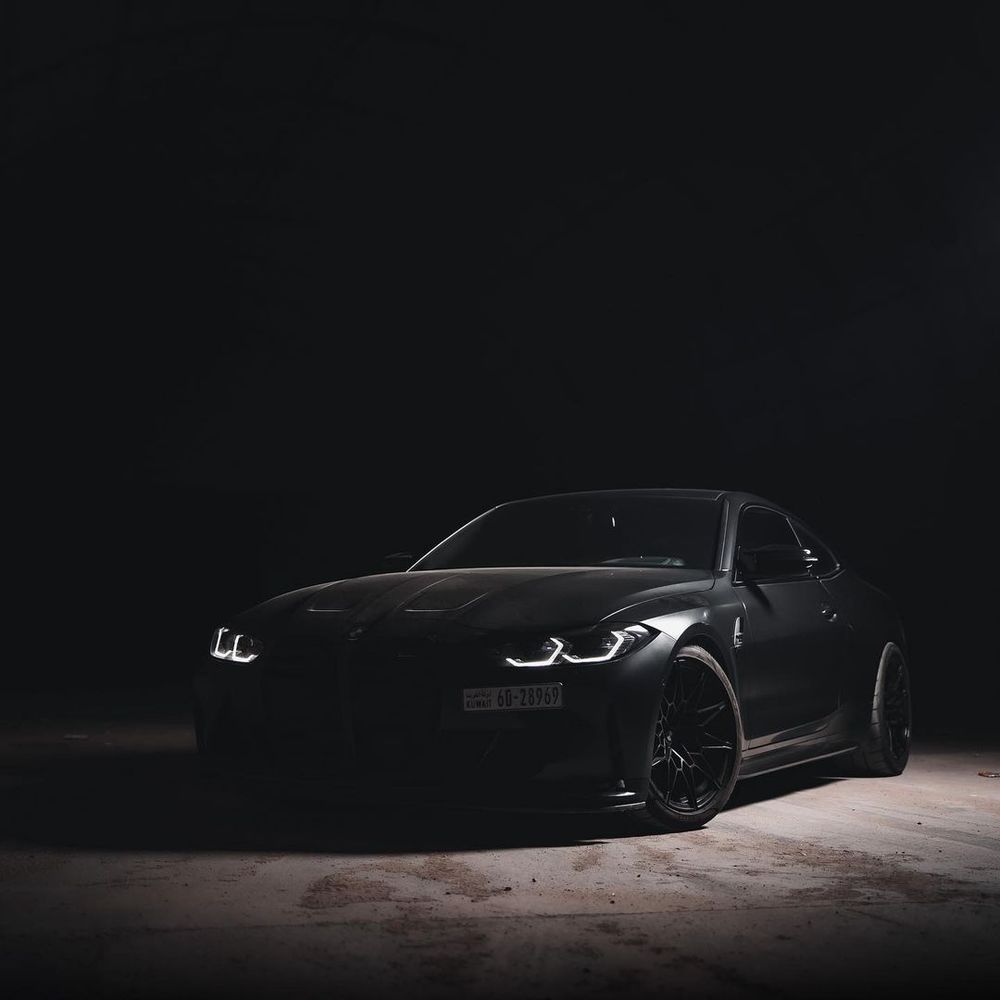BMW M4 G82, studio portrait